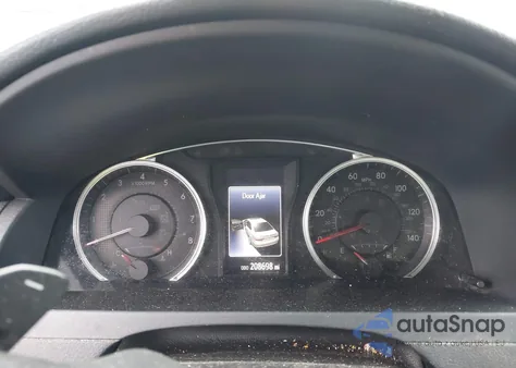 2016 Toyota Camry Se z USA, uszkodzony, nr VIN 4T1BF1FK2GU172681